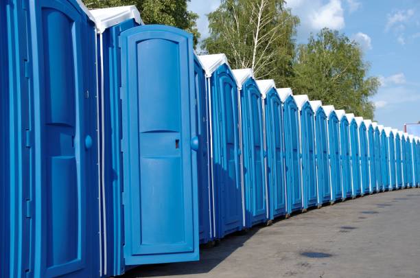 Best Portable restroom trailer rental  in Waterloo, NE